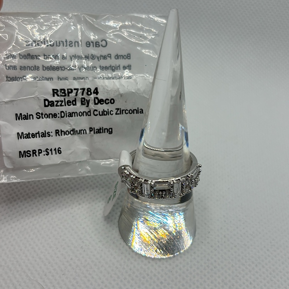 Bomb Party Ring - Picture 3 of 3